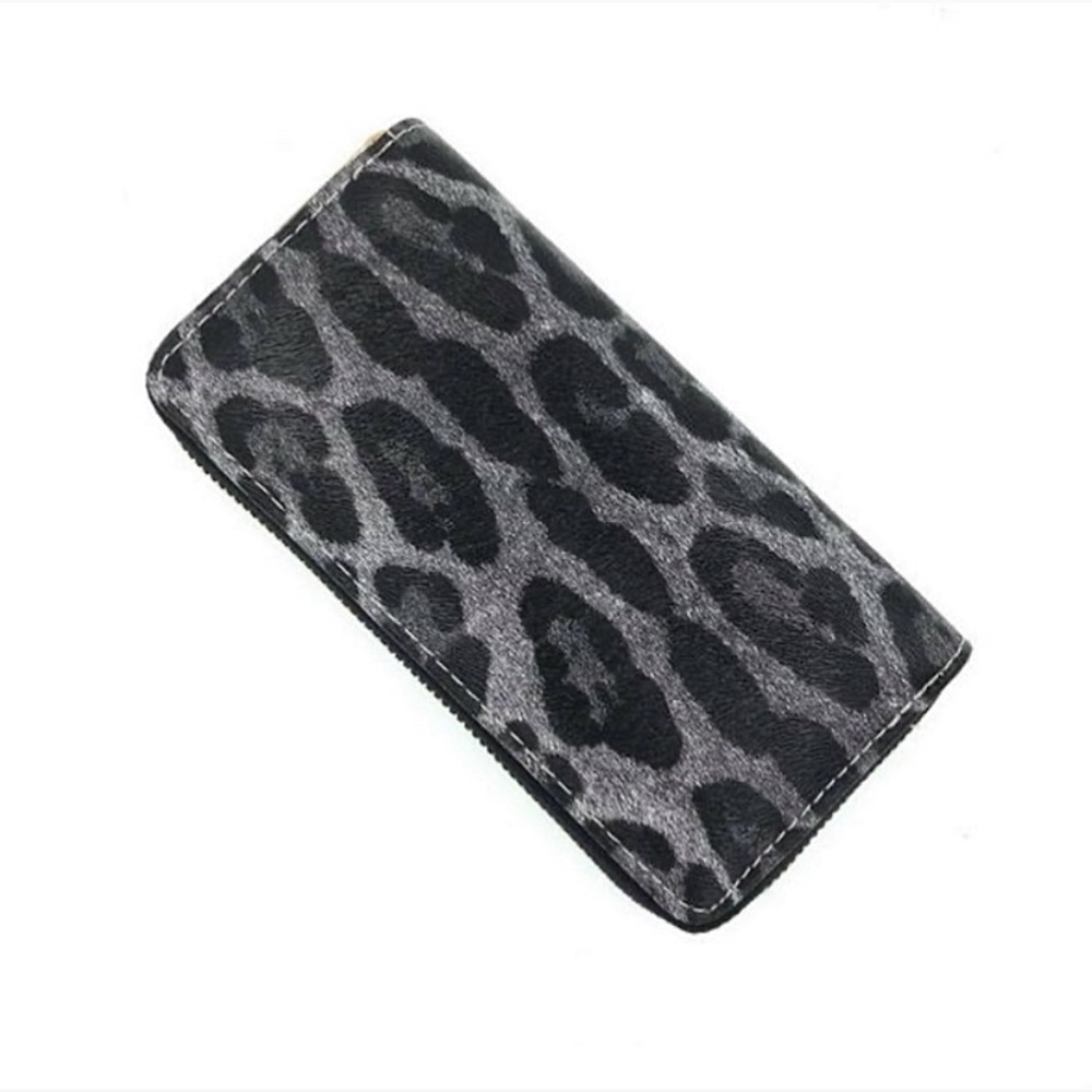 Leopard Wallet - Picture 3 of 6
